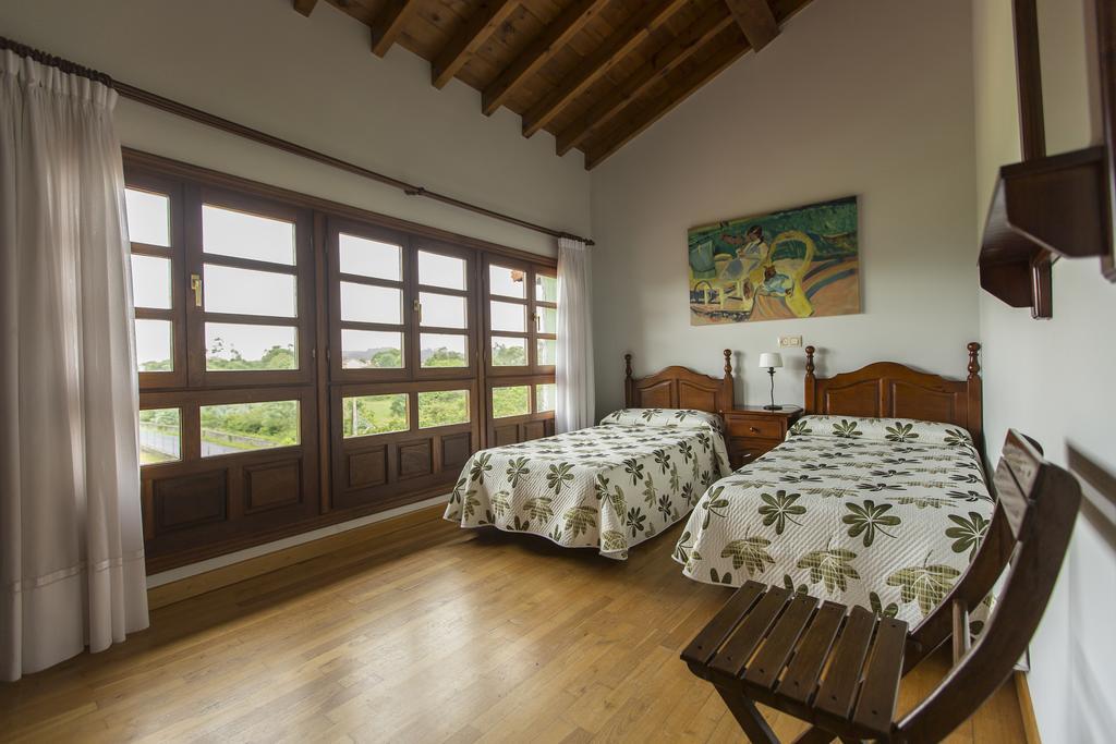 Casas Rurales Playa De Guadamia Llames de Pria Exterior photo
